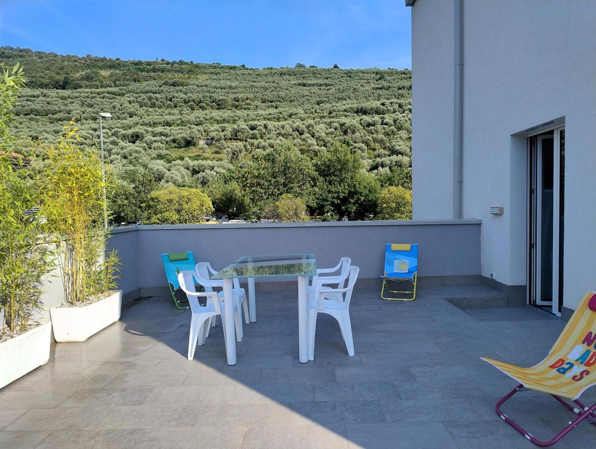 Apartamento Active Wind Riva del Garda Exterior foto